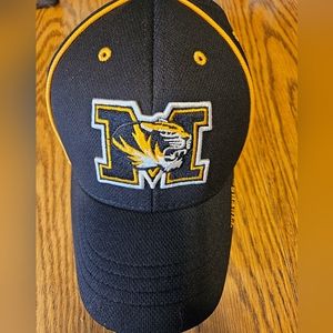 Mens MISSOURI TIGERS BIG M LOGO HAT